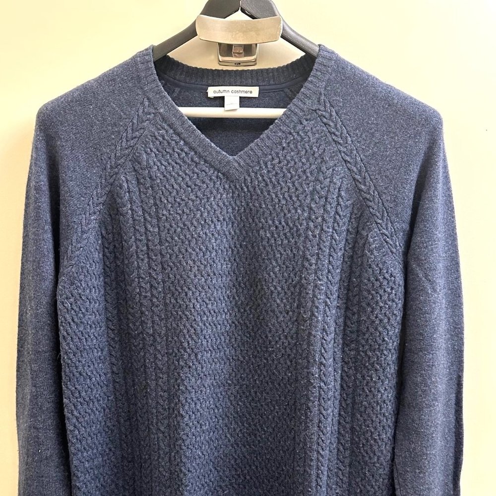 Men's 100% Cashmere V neck Sweater - Autumn Cashmere Blue Medium
